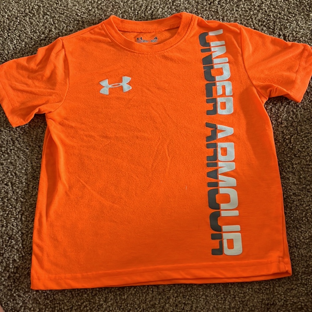 Bright orange under armor T boys size 4